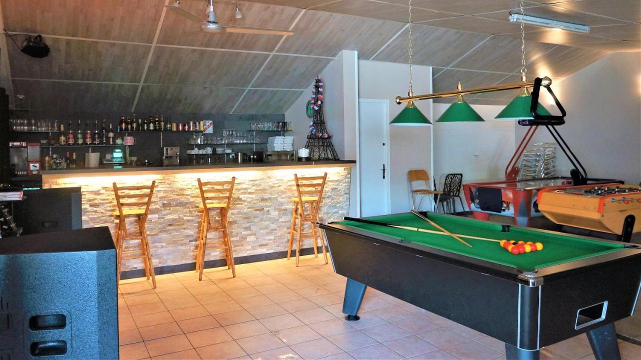Camping Paris Beau Village Villiers-sur-Orge ภายนอก รูปภาพ